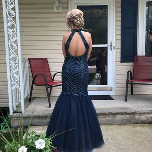PROM DRESS•WORN ONCE•